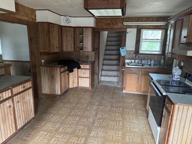 72 E 12th STREET, Fond Du Lac, WI 54935
