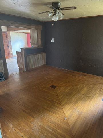 72 E 12th STREET, Fond Du Lac, WI 54935