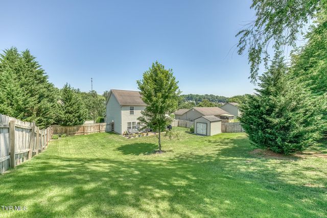 394 Kings Road, Piney Flats, TN 37686