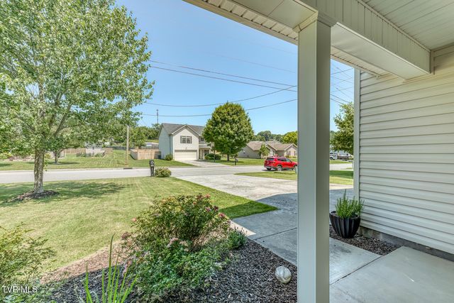 394 Kings Road, Piney Flats, TN 37686