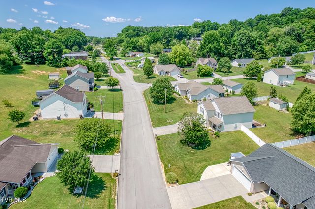 394 Kings Road, Piney Flats, TN 37686
