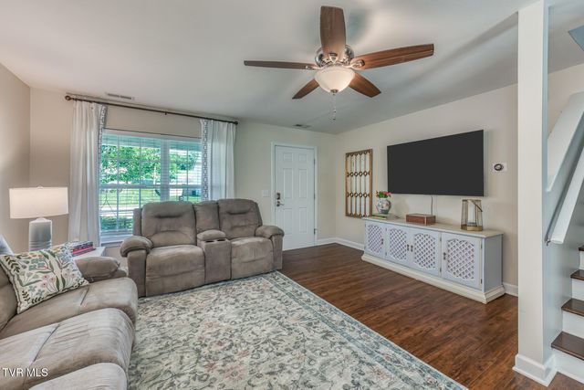 394 Kings Road, Piney Flats, TN 37686