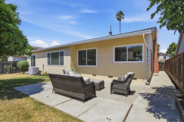 560 Elvis Drive, San Jose, CA 95123
