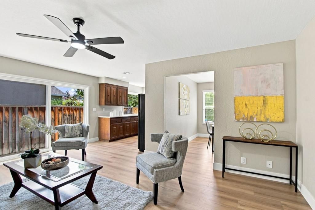 Image 5 of property listing at 560 Elvis Drive, San Jose, CA 95123