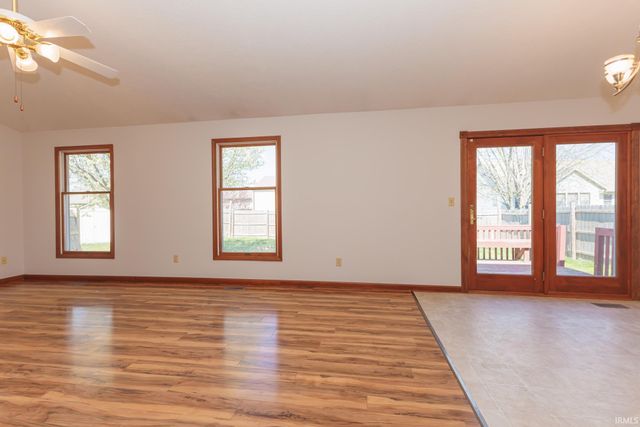 1901 N Oriole Drive, Muncie, IN 47304