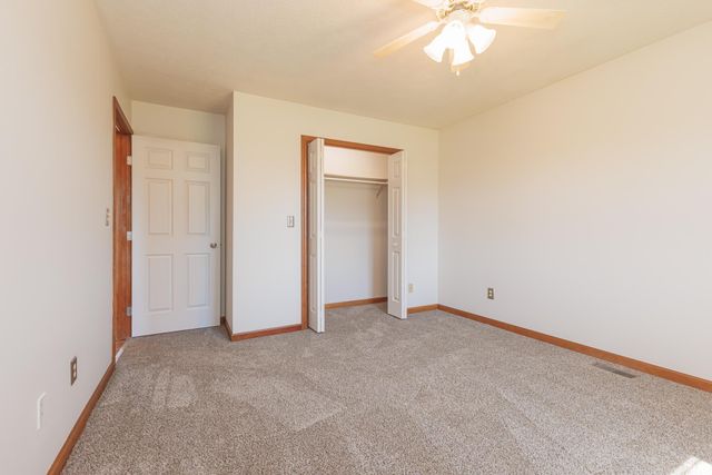 1901 N Oriole Drive, Muncie, IN 47304