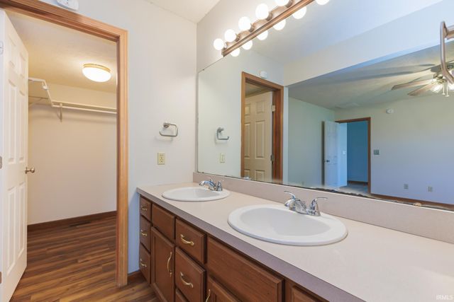 1901 N Oriole Drive, Muncie, IN 47304