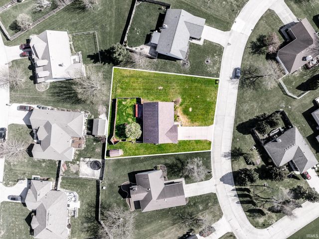 1901 N Oriole Drive, Muncie, IN 47304