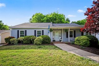 2706 Lytham Drive, Charlotte, NC 28210