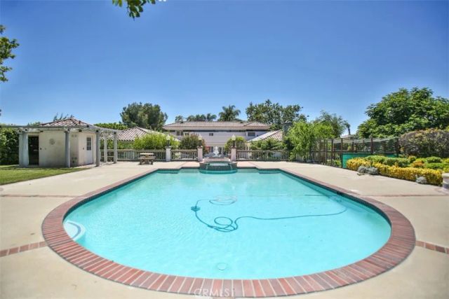 3624 Hollins Avenue, Claremont, CA 91711
