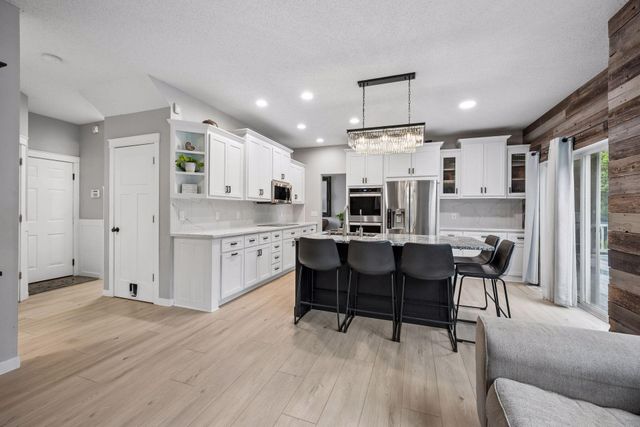 7975 Parrish Avenue NE, Otsego, MN 55330