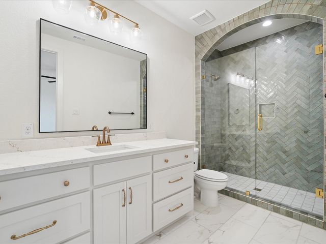 124 Aiden Drive, Waxahachie, TX 75165