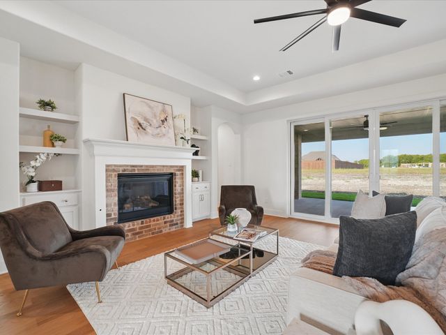 124 Aiden Drive, Waxahachie, TX 75165