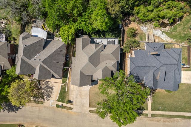 2715 White Oak Drive, Grapevine, TX 76051