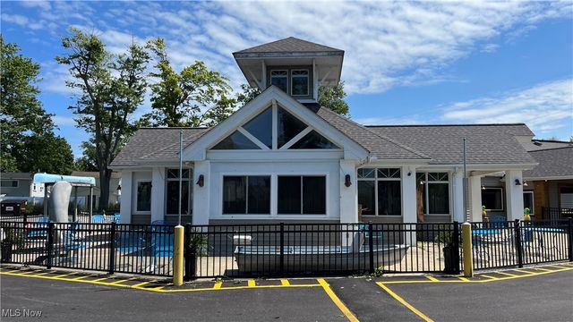 5205 Lake Road W, Ashtabula, OH 44004