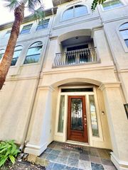2819 Albany Street, Houston, TX 77006