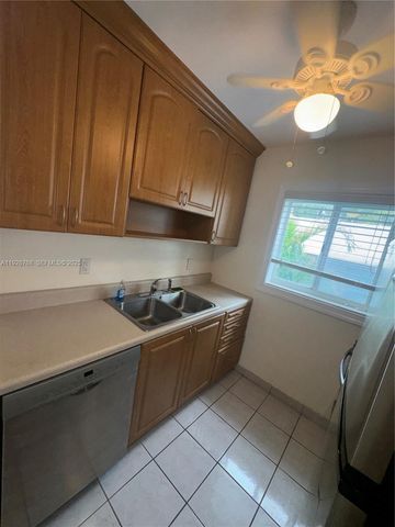 401 Collins Ave 21, Miami Beach, FL 33139