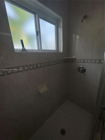 401 Collins Ave 21, Miami Beach, FL 33139