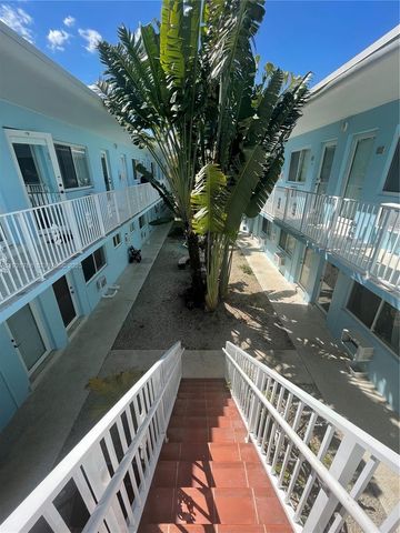 401 Collins Ave 21, Miami Beach, FL 33139