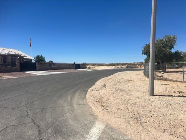 13741 Branding Iron, Helendale, CA 92342