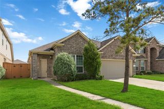 2425 Temple Crag Drive, Rosharon, TX 77583