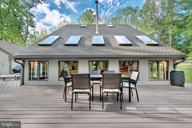 8 JORDAN MILL COURT, White Hall, MD 21161