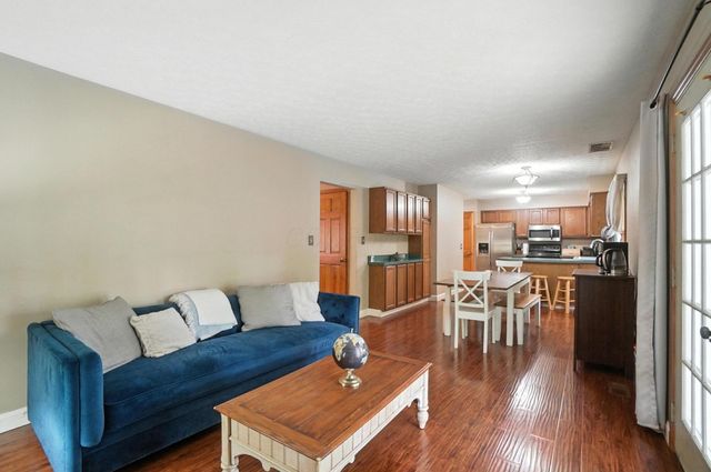 6377 Hilltop Avenue, Reynoldsburg, OH 43068