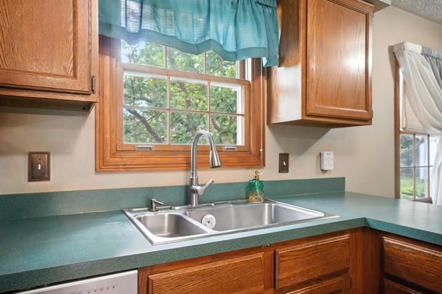 6377 Hilltop Avenue, Reynoldsburg, OH 43068