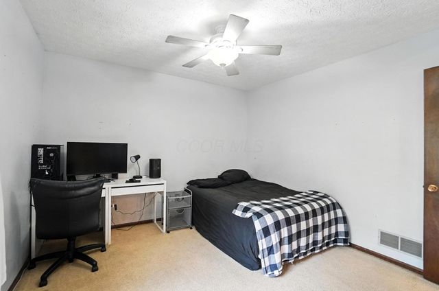 6377 Hilltop Avenue, Reynoldsburg, OH 43068