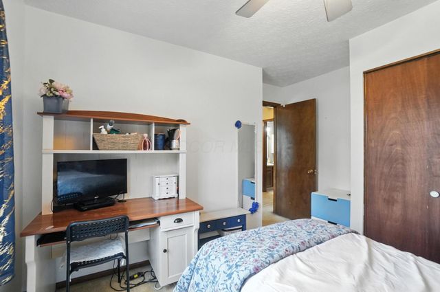 6377 Hilltop Avenue, Reynoldsburg, OH 43068