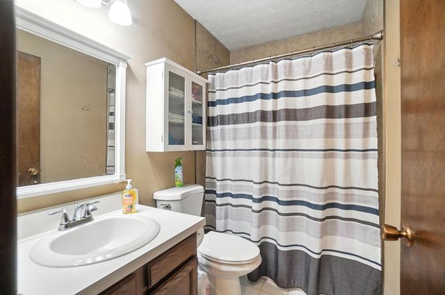 6377 Hilltop Avenue, Reynoldsburg, OH 43068