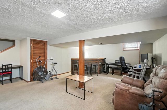 6377 Hilltop Avenue, Reynoldsburg, OH 43068