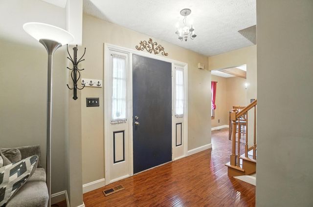 6377 Hilltop Avenue, Reynoldsburg, OH 43068
