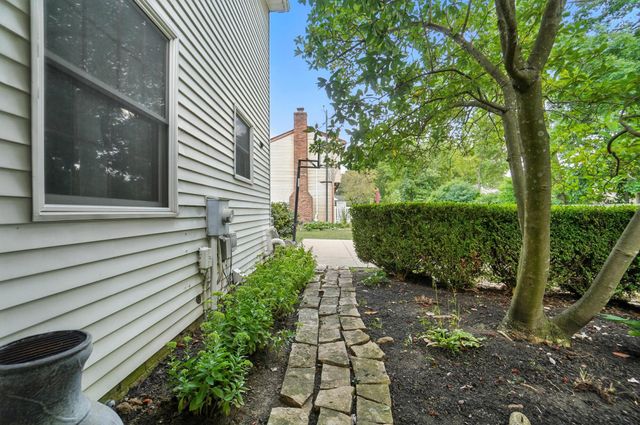 6377 Hilltop Avenue, Reynoldsburg, OH 43068
