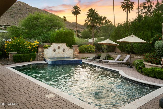 4836 E MOONLIGHT Way 4, Paradise Valley, AZ 85253
