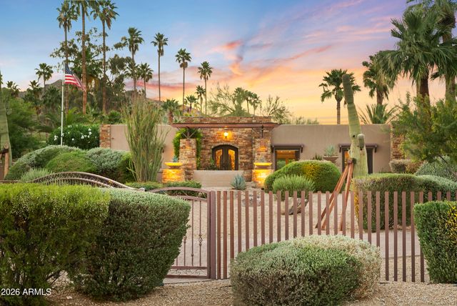 4836 E MOONLIGHT Way 4, Paradise Valley, AZ 85253