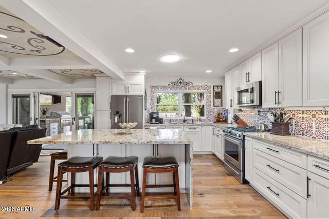 4836 E MOONLIGHT Way 4, Paradise Valley, AZ 85253