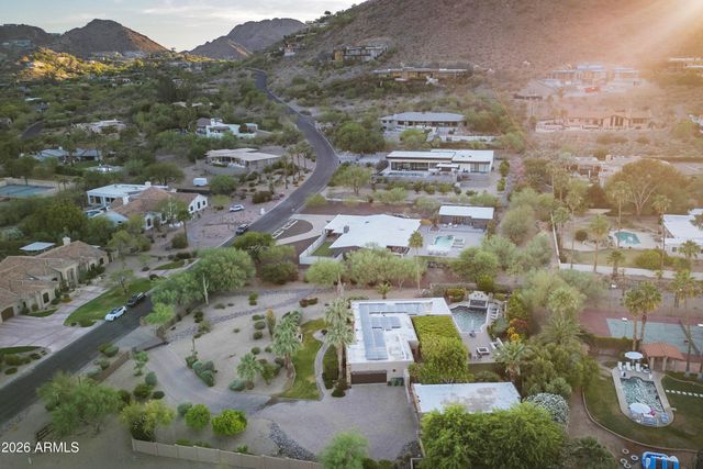 4836 E MOONLIGHT Way 4, Paradise Valley, AZ 85253