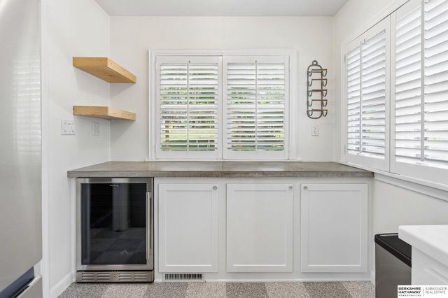 1910 Lindyview Lane, Bellevue, NE 68005