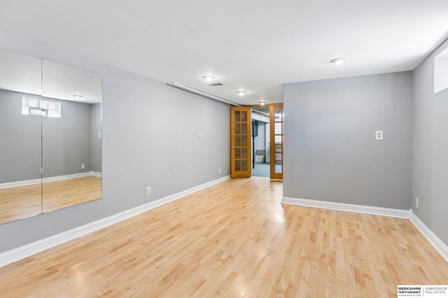 1910 Lindyview Lane, Bellevue, NE 68005