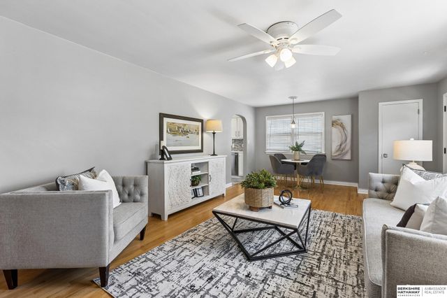 1910 Lindyview Lane, Bellevue, NE 68005