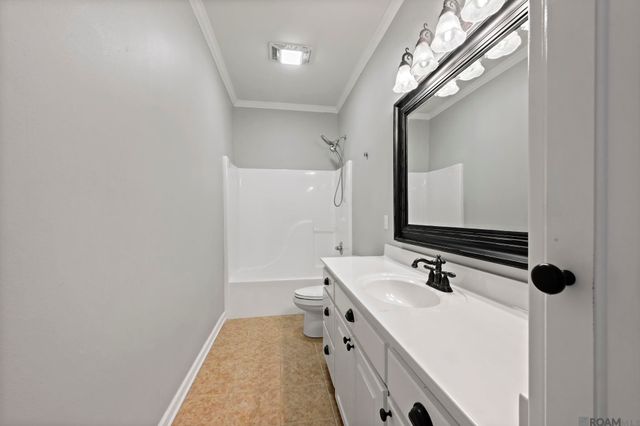 17041 Sumter Dr, Prairieville, LA 70769