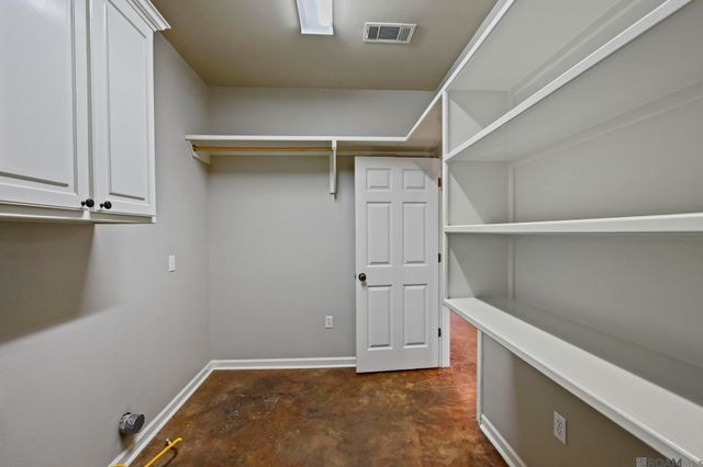 17041 Sumter Dr, Prairieville, LA 70769