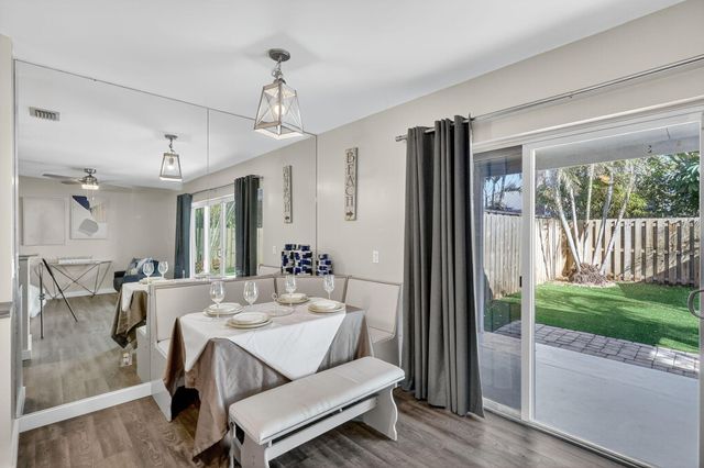 5785 SE Collins Avenue, Stuart, FL 34997