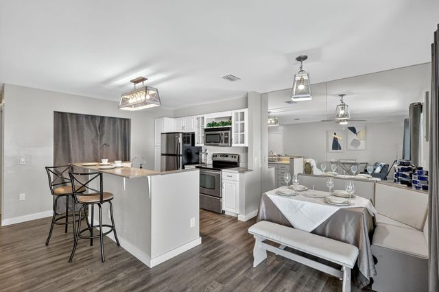 5785 SE Collins Avenue, Stuart, FL 34997