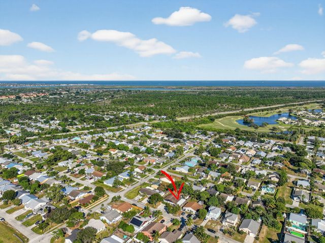 5785 SE Collins Avenue, Stuart, FL 34997