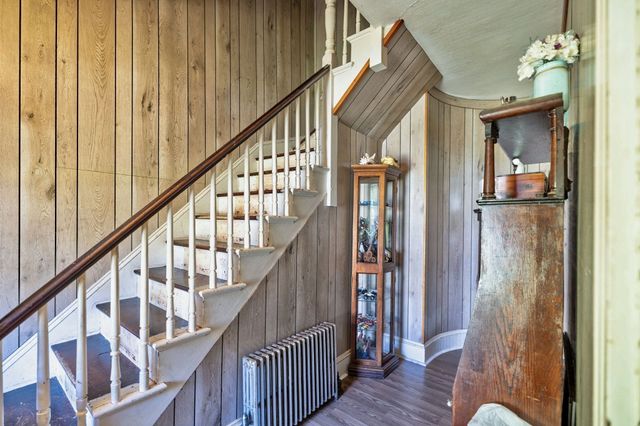 99 Hart St, Taunton, MA 02780