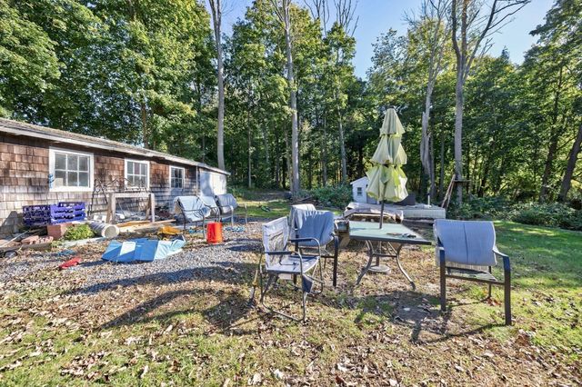 99 Hart St, Taunton, MA 02780