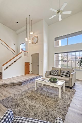 7617 Eagle Rock Avenue NE, Albuquerque, NM 87122