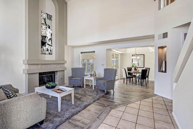 7617 Eagle Rock Avenue NE, Albuquerque, NM 87122